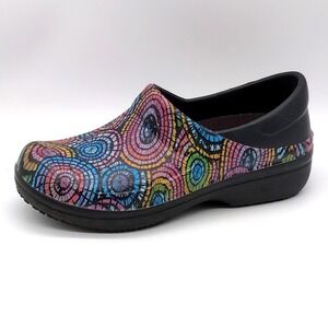 Crocs Clogs Womens Multicolor 8‎ Slip On Loafer Walking Shoes Dual Comfort